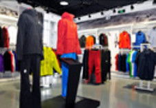 戶外行業(yè)動(dòng)態(tài)聚焦 運(yùn)動(dòng)熱潮持續(xù)升溫，品牌與渠道創(chuàng)新并進(jìn)